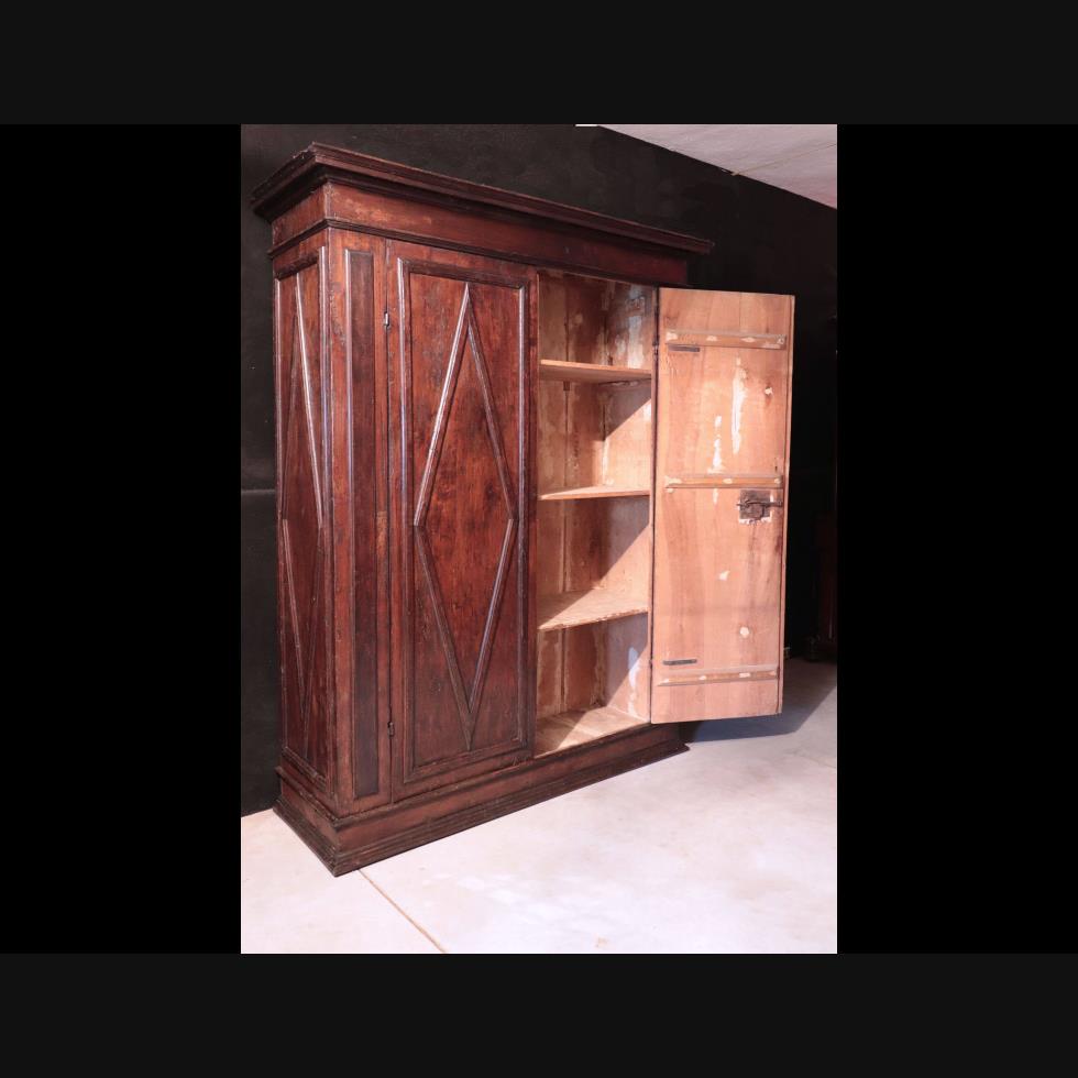 Grande Armadio a losanghe