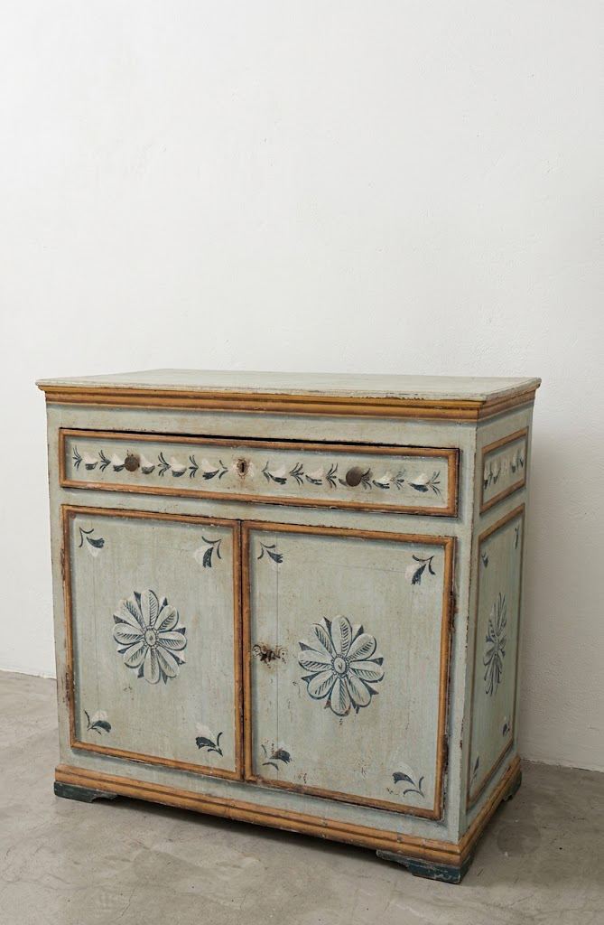 Credenza Laccata